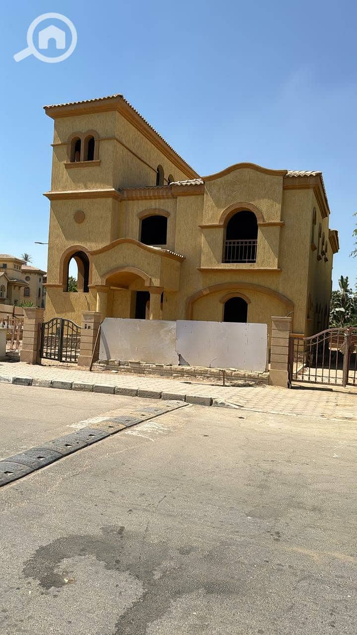 10 ed4d87e2-3172-4aee-a560-0b81fac6614e. jpg