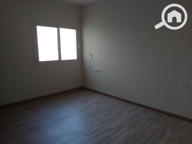 3 1615ead5-5420-41ee-abd5-fbd3fd6da443. jpg