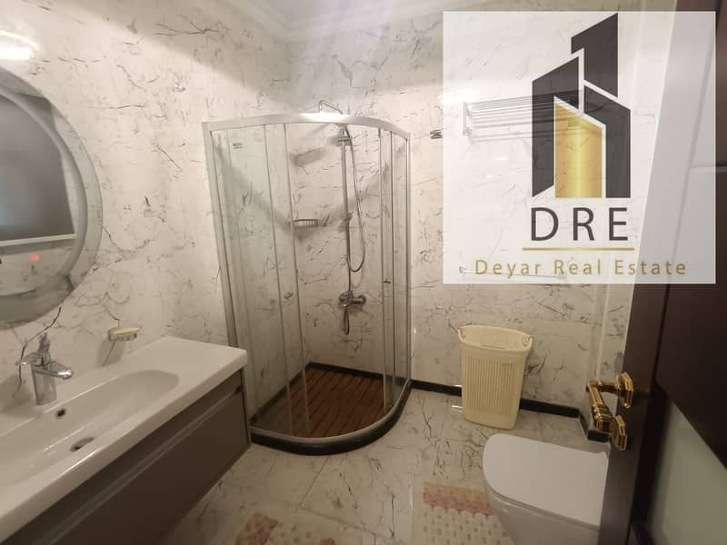 14 ce9b9e6b-b71c-41bd-8f24-a68b3d9d4a39. jpg