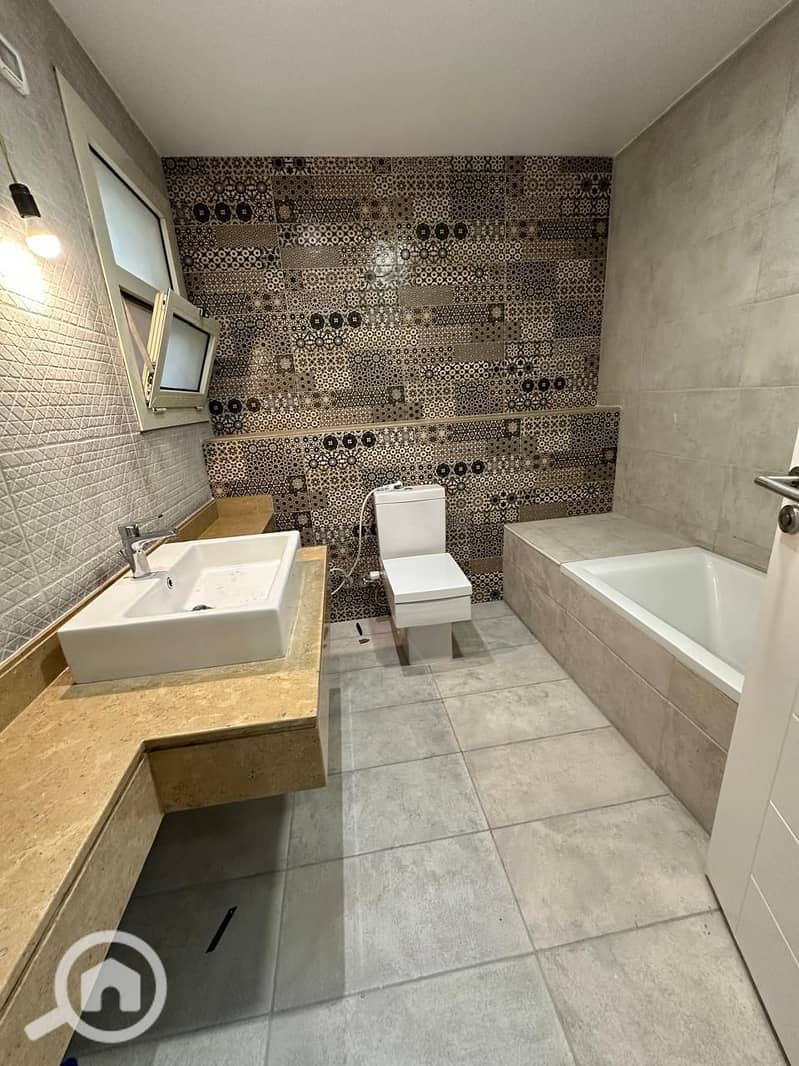 5 c57ab967-4e36-4364-9006-90ac6d73bbcc. jpeg