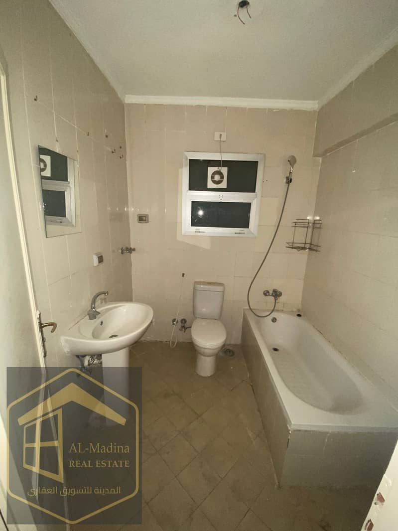 5 WhatsApp Image 2025-12-10 at 10.47. 53_27c64de9. jpg