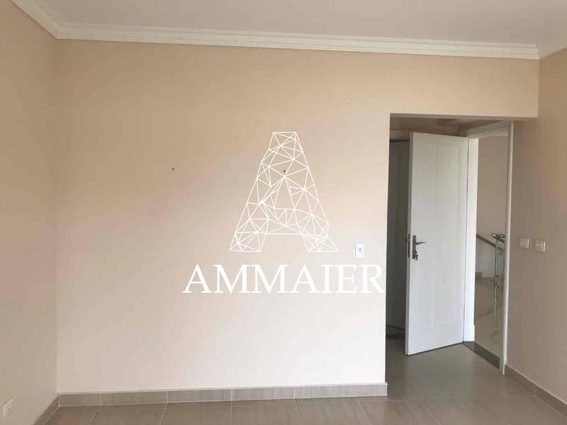 10 330512a4-202a-4438-b912-d2f6eaf7fa5f. jpg