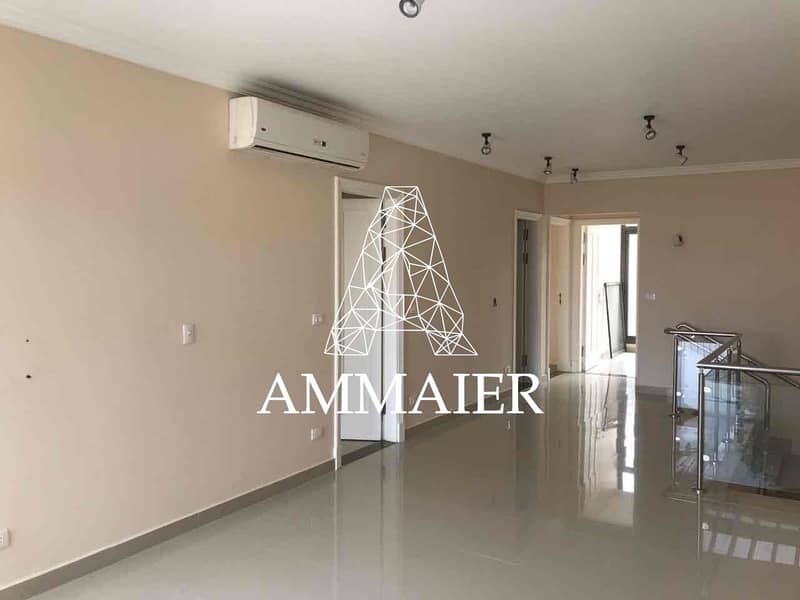 15 9cb1f612-3e6b-4876-85fc-0d2dda703445. jpg