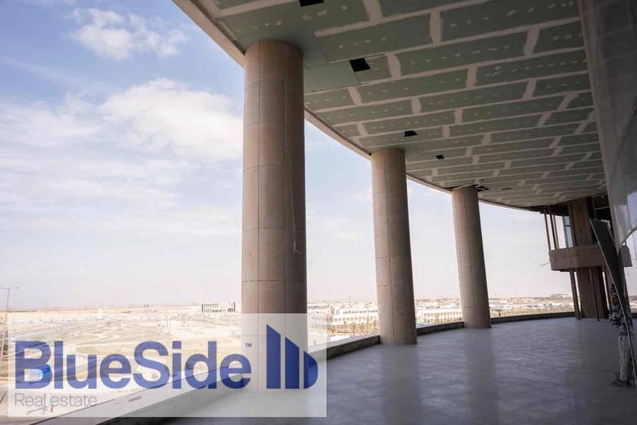 2 2c10ae6e-5cc5-442e-a6ab-5ea018ba616c. jpg