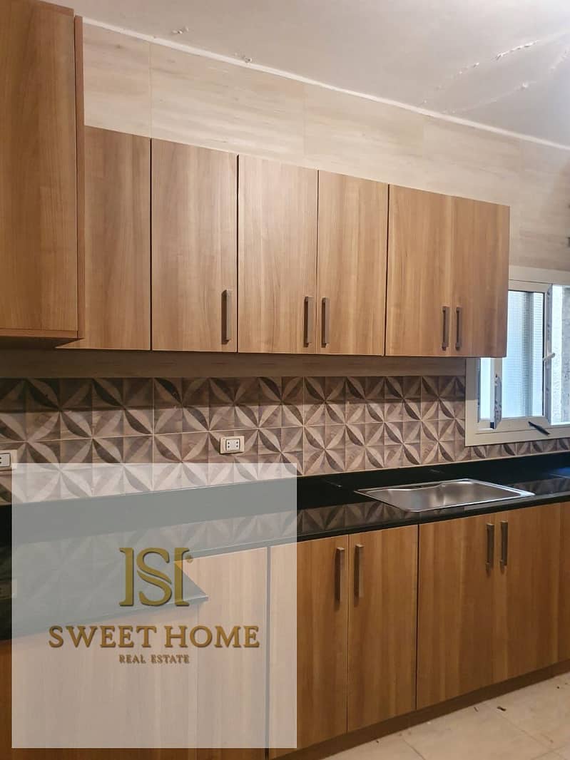 24 WhatsApp Image 2025-12-13 at 03.44. 34. jpeg