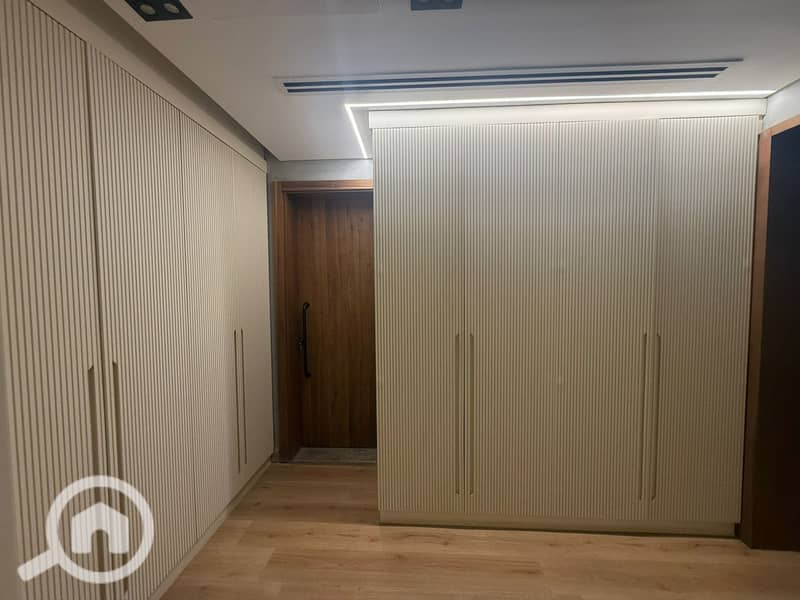 11 WhatsApp Image 2025-12-03 at 13.57. 48. jpeg