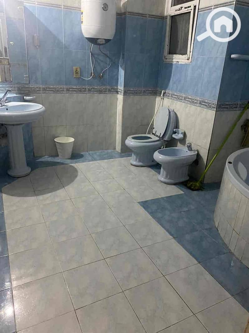 4 2b0246f8-2a69-48bb-a6b8-0eabdc4f446e. jpg