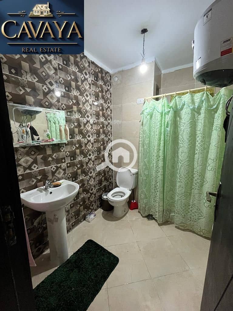 8 Untitled design (2). png