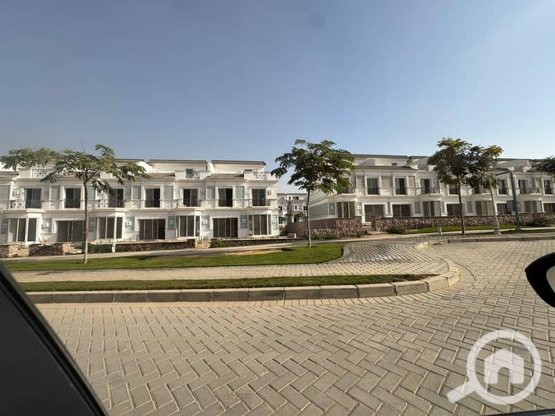 5 WhatsApp Image 2025-11-22 at 16.23. 58_abea916b. jpg