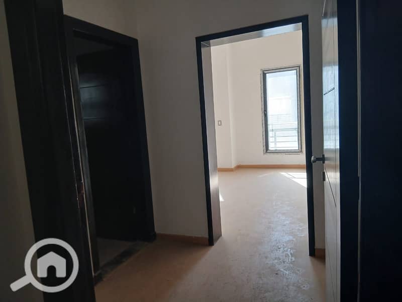 7 WhatsApp Image 2025-02-13 at 10.08. 54_9f0a79b2. jpg