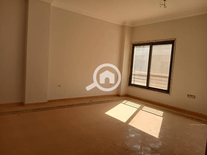 14 WhatsApp Image 2025-02-13 at 10.08. 56_3b1c3663. jpg