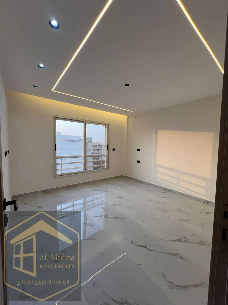 10 WhatsApp Image 2025-12-08 at 6.35. 12 PM. jpeg