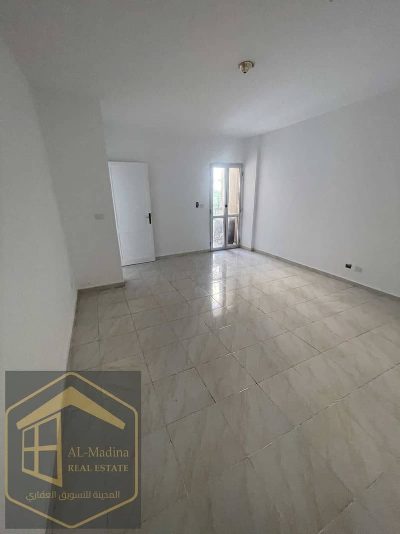 5 WhatsApp Image 2025-12-10 at 15.37. 55 (1). jpeg