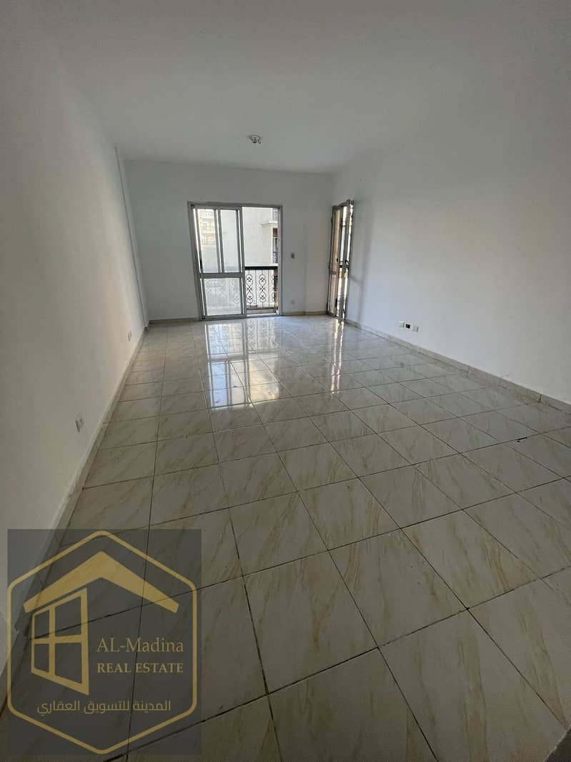 15 WhatsApp Image 2025-12-10 at 15.38. 00 (2). jpeg