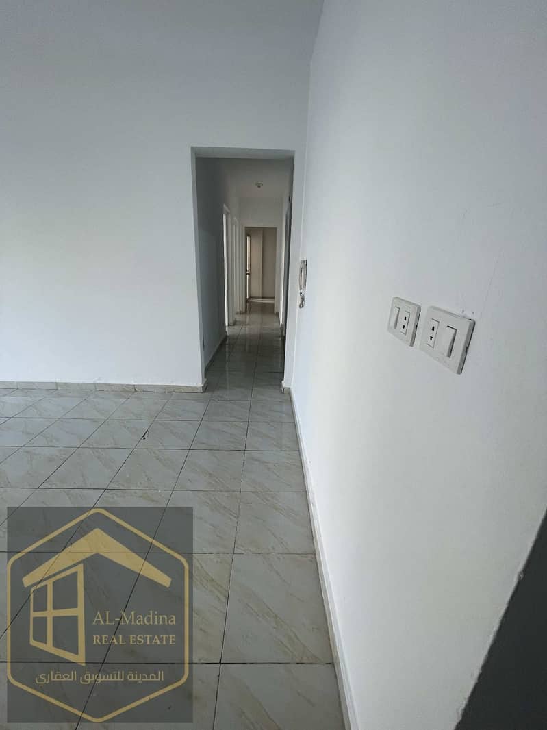 18 WhatsApp Image 2025-12-10 at 15.38. 01. jpeg