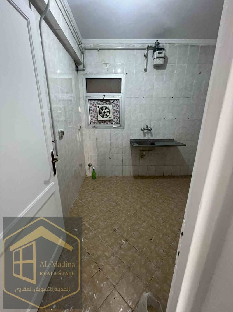 24 WhatsApp Image 2025-12-10 at 15.37. 54. jpeg