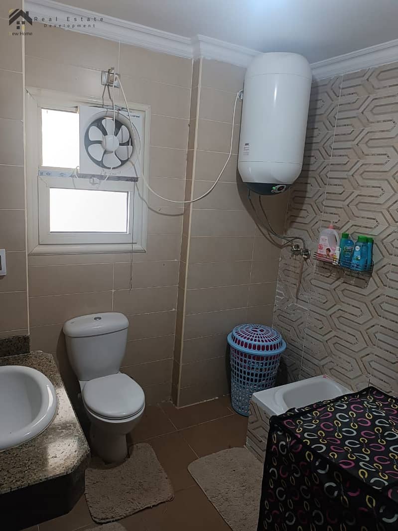 4 WhatsApp Image 2025-12-13 at 12.57. 32_9fe2d1a4. jpg