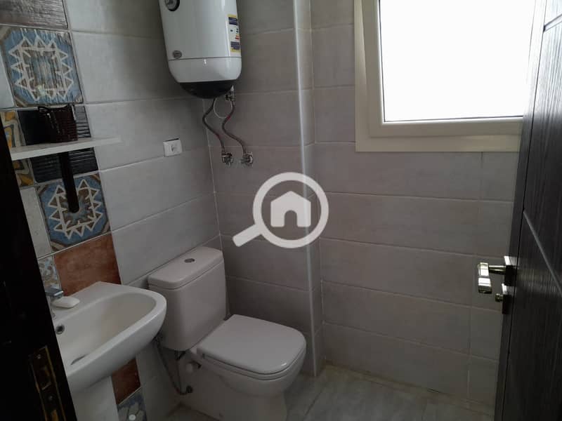 5 95e21fe0-c442-41b7-a275-87ca0e7e4cd0. jpg