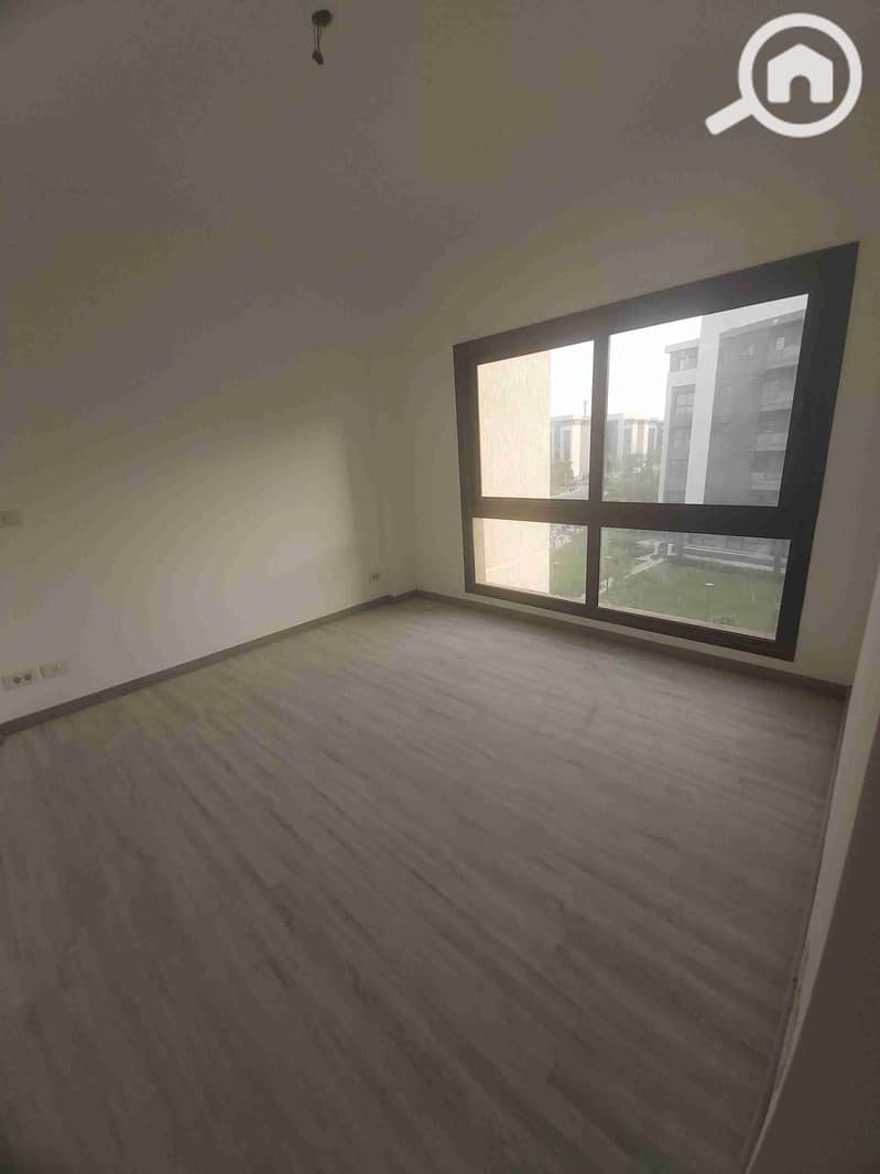 5 ٢٠٢٥١٢١٣_١٥٣٥٥٠. jpg