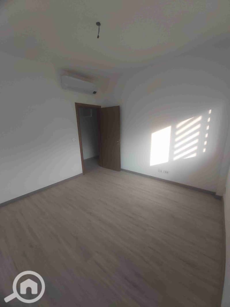 12 ٢٠٢٥١٢١٣_١٥٣٧١٢. jpg