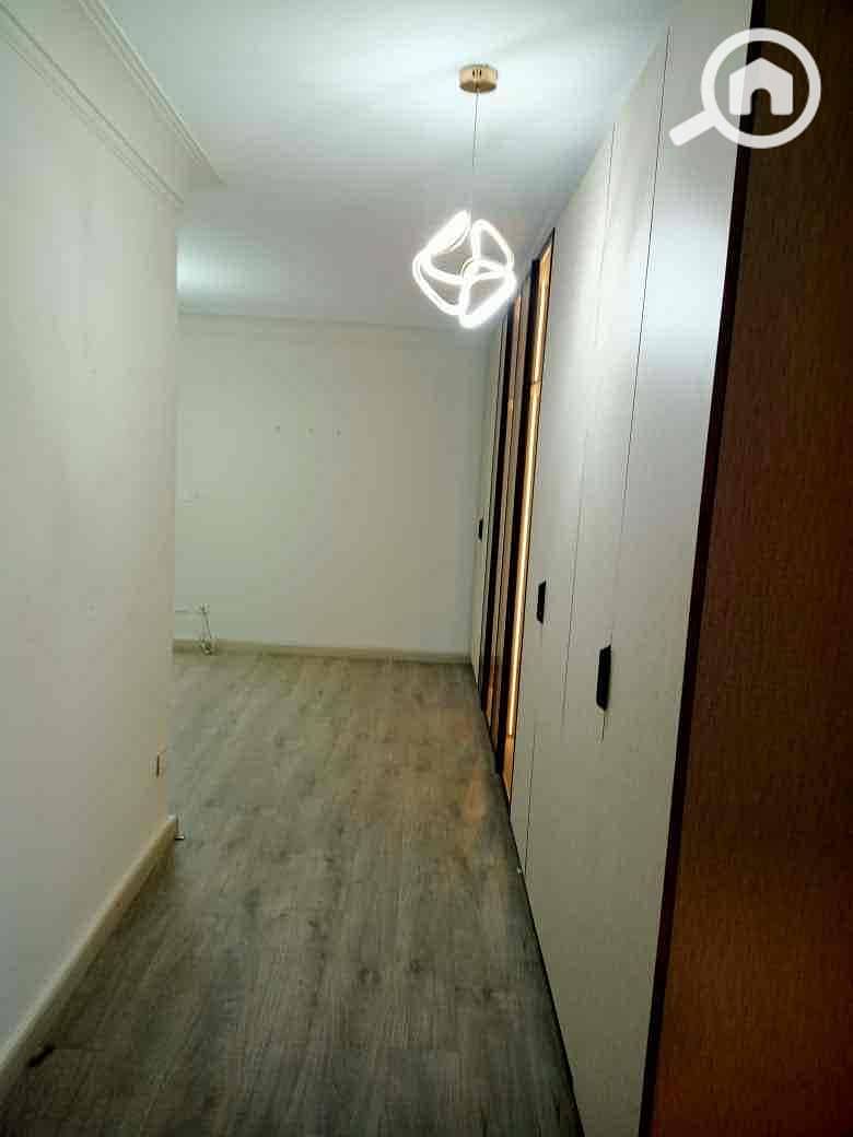 9 0e3abf94-8f07-41fe-9092-5995d0575645. jpg