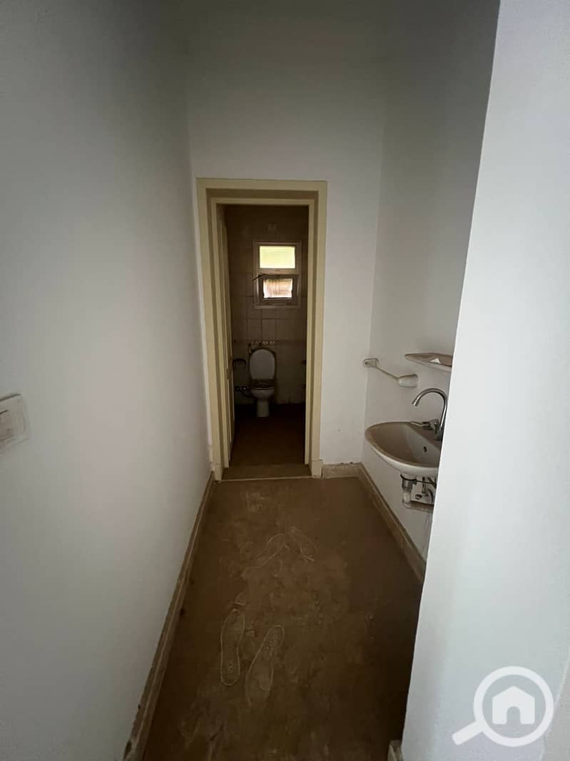 6 WhatsApp Image 2025-10-23 at 6.57. 01 PM. jpeg