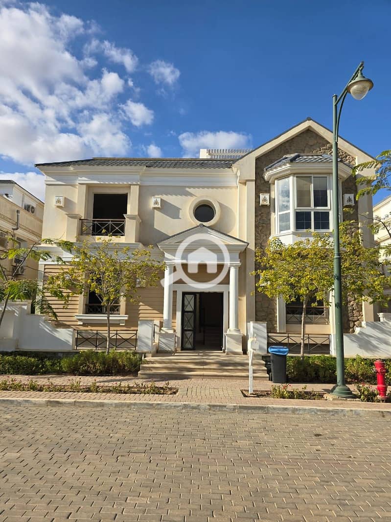 2 0b86524d-111d-4933-a144-772f318ac847. jpg