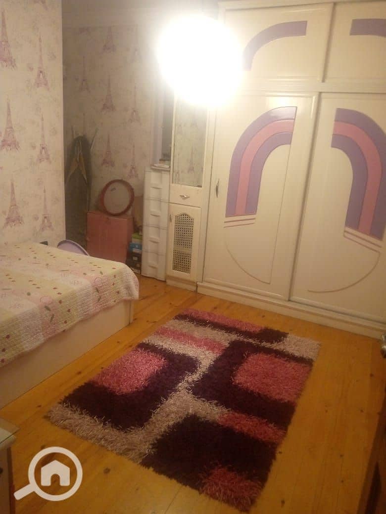 4 84300f0d-0b27-45f7-aca4-6f53932b7be0. jpg