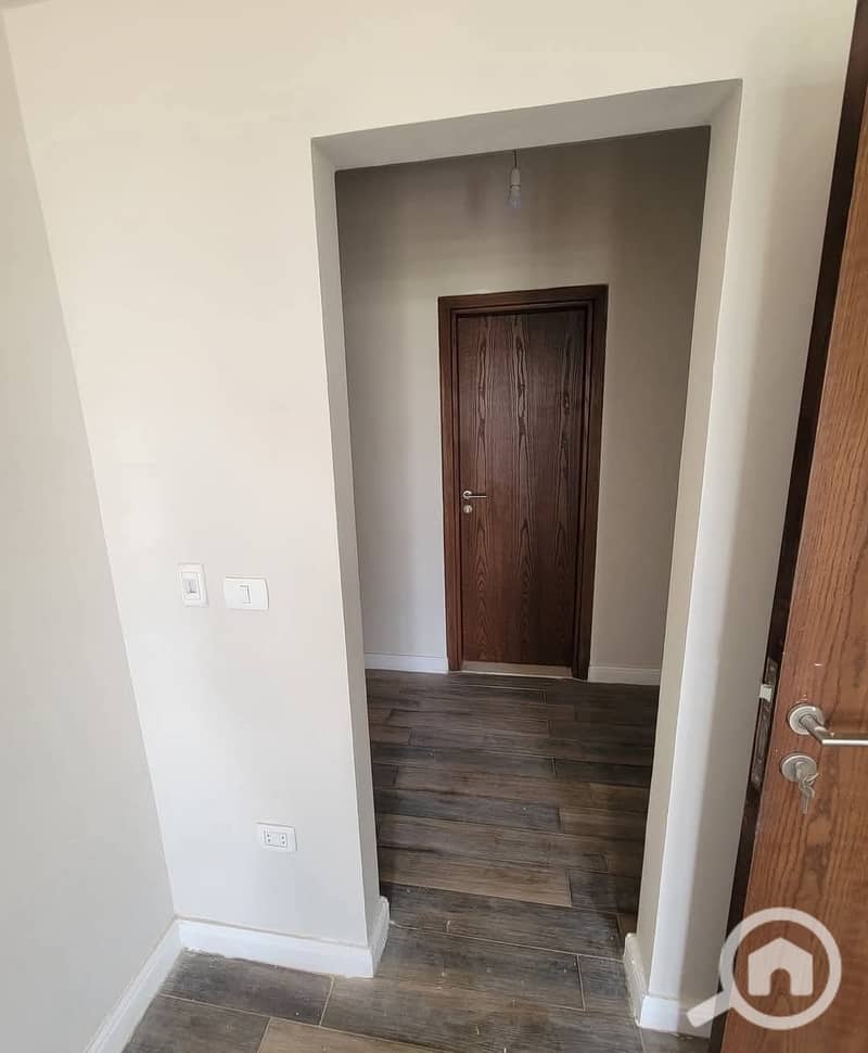 8 WhatsApp Image 2025-05-15 at 4.24. 14 PM (1). jpeg