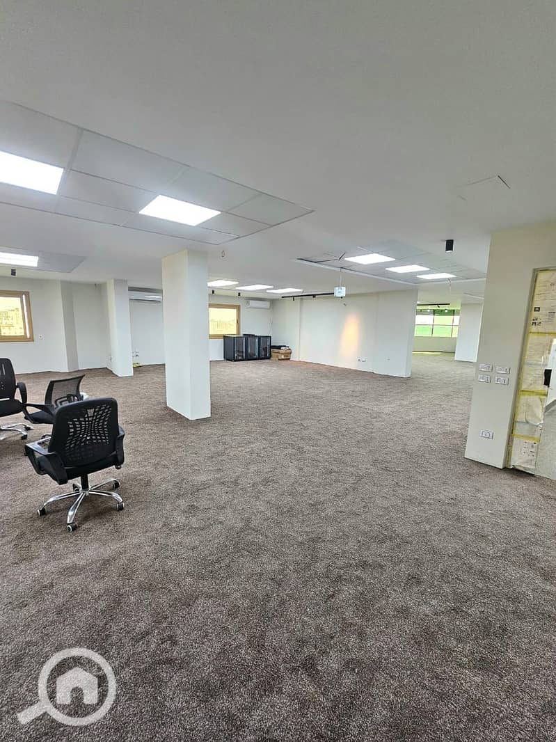 5 WhatsApp Image 2025-12-07 at 2.55. 20 PM (3). jpeg