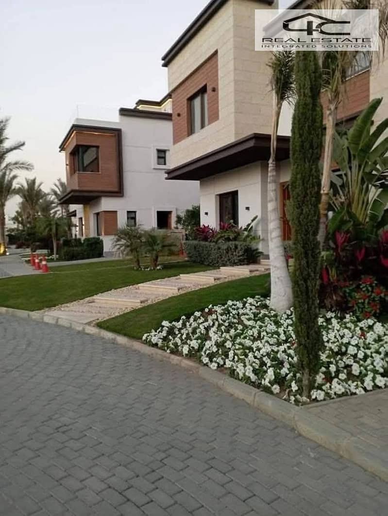 10 WhatsApp Image 2025-12-11 at 17.21. 17. jpeg