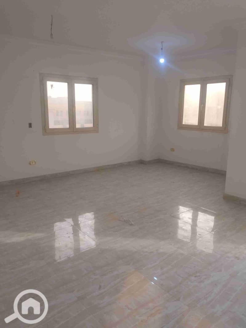 1000317073. jpg 1000317073. jpg