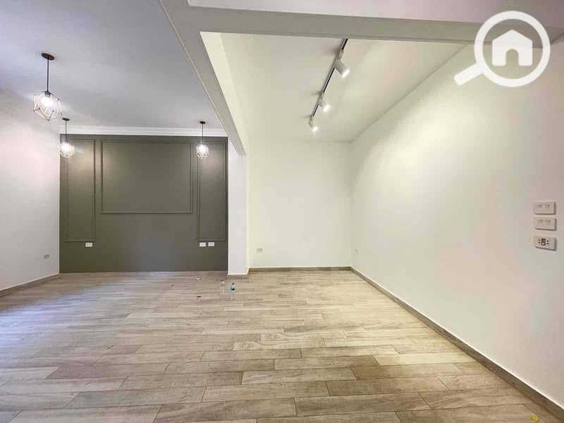 3 9be076fe-be4f-48df-84f4-3259b6194261. jpg