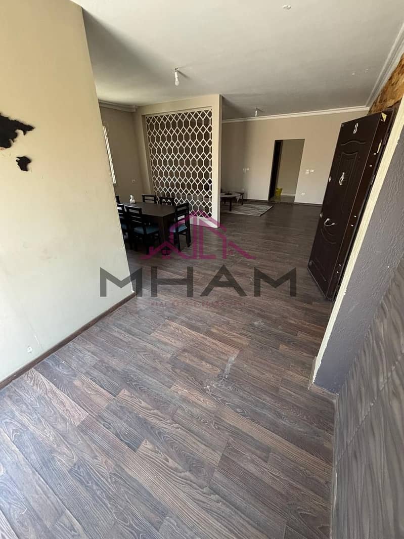 4 photo_5902098046638558114_y. jpg