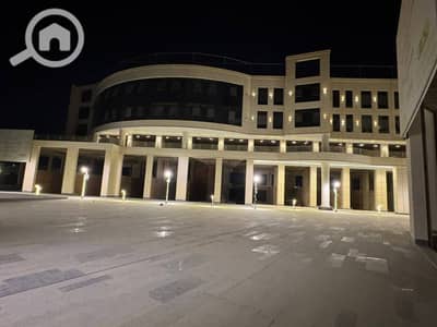 محلات تجارية  للبيع في حدائق اكتوبر، الجيزة - photo_7_2025-12-13_16-52-03. jpg