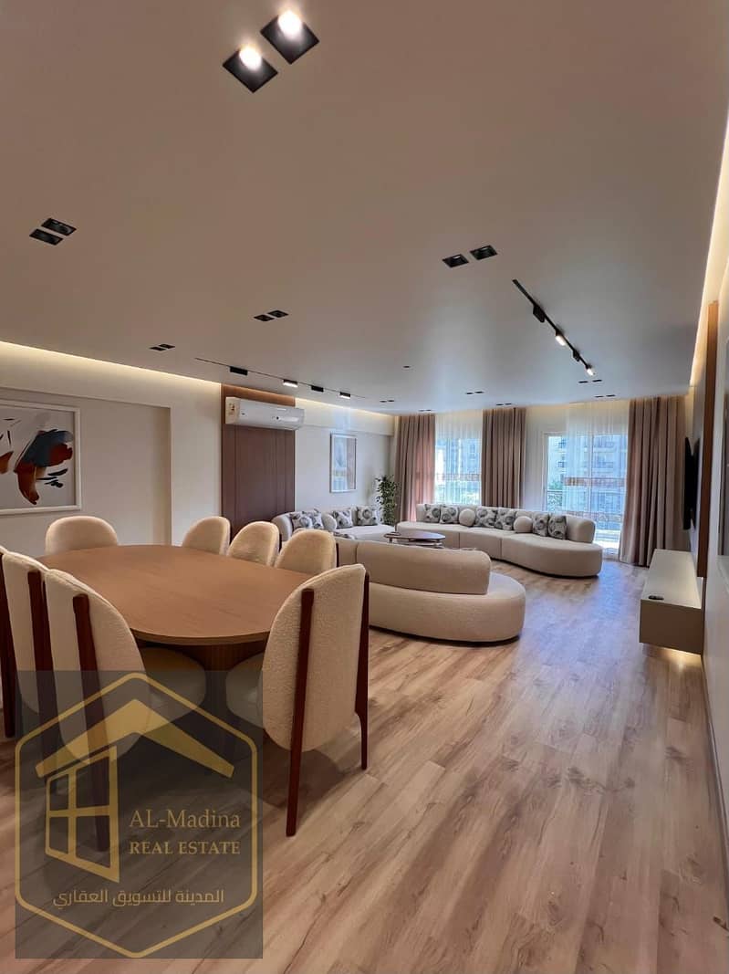 5 WhatsApp Image 2025-12-10 at 20.06. 54 (1). jpeg