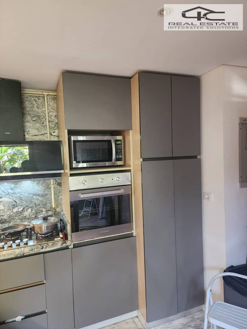 8 WhatsApp Image 2025-12-13 at 15.15. 20 (2). jpeg