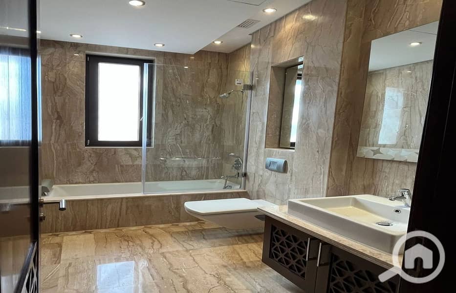 10 WhatsApp Image 2024-06-27 at 6.46. 03 AM_1400x900. jpg