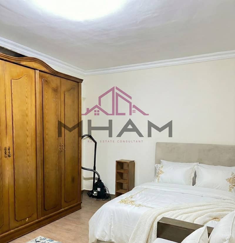 4 photo_5902098046638558152_y. jpg