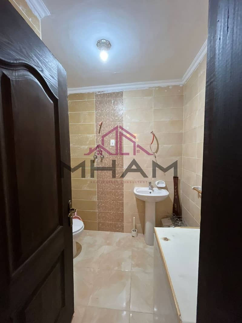 7 photo_5902098046638558159_y. jpg