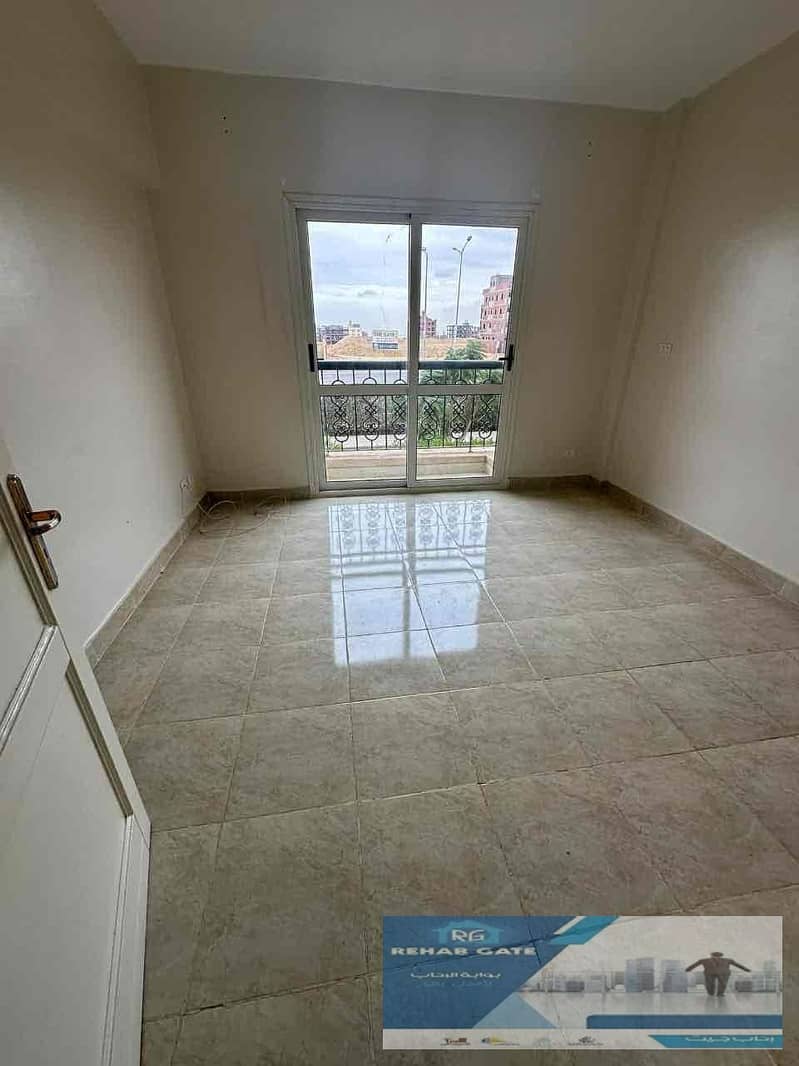 5 ec2ca74a-c561-4573-8ba4-66954fc3c48d. jpg