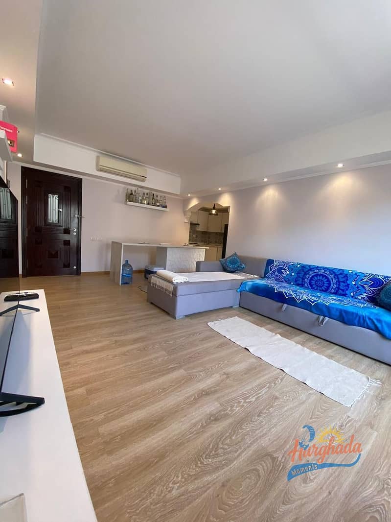 3 WhatsApp Image 2025-12-11 at 18.42. 45. jpeg