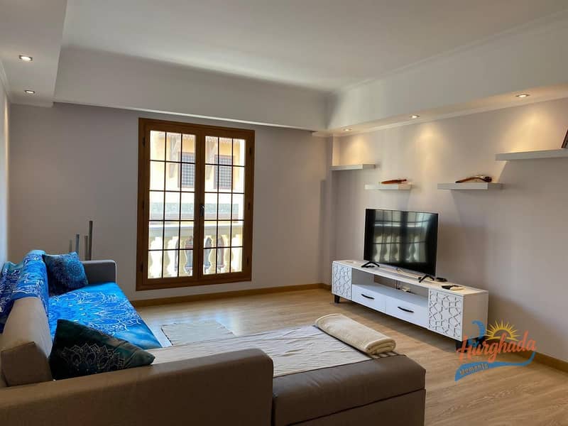 4 WhatsApp Image 2025-12-11 at 18.42. 47 (1). jpeg