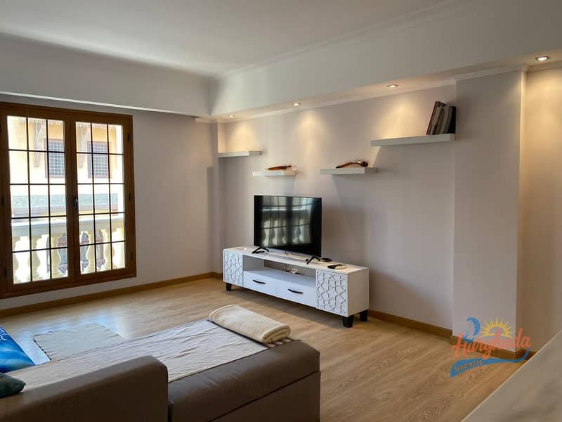 5 WhatsApp Image 2025-12-11 at 18.42. 47. jpeg