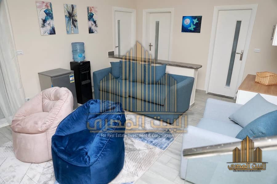 12 U995762 (5). jpeg