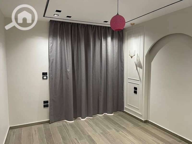 6 WhatsApp Image 2025-12-07 at 09.38. 50. jpeg