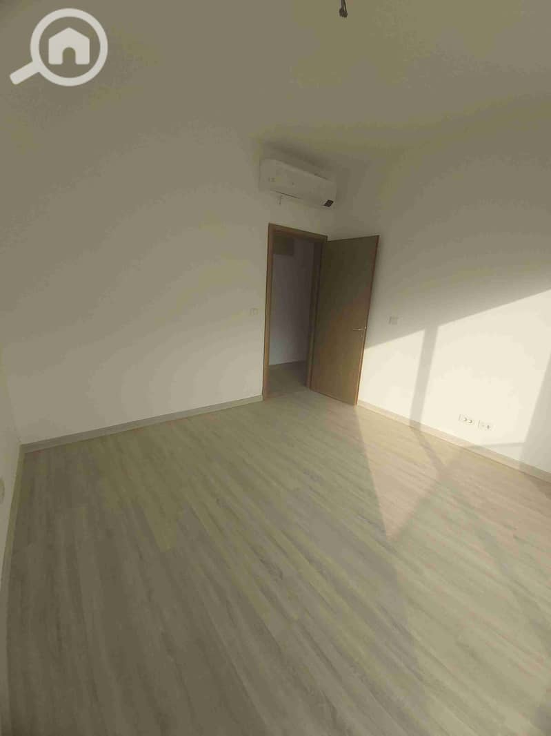 9 ٢٠٢٥١٢١٣_١٥٠٦٤٤. jpg