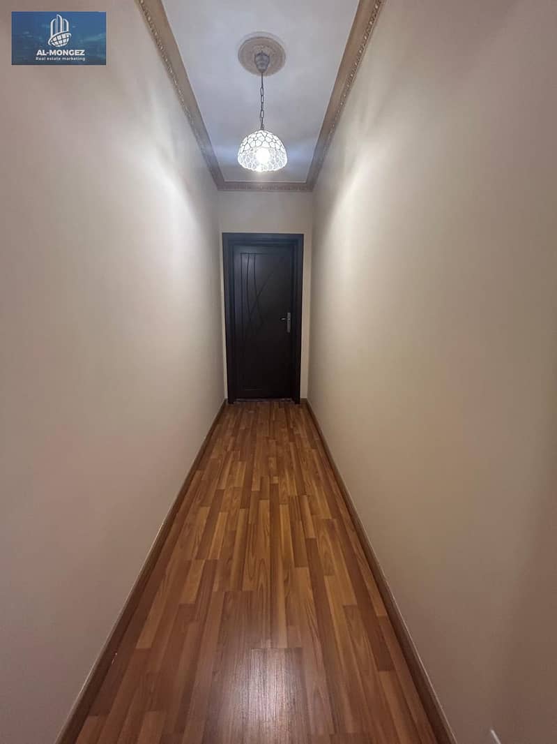 5 WhatsApp Image 2025-12-13 at 17.40. 53_0f2cea43. jpg