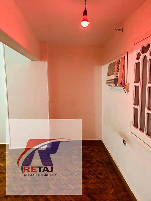 6 e922f11a-f68f-4f27-abcd-d023ebfeaf85. jpg