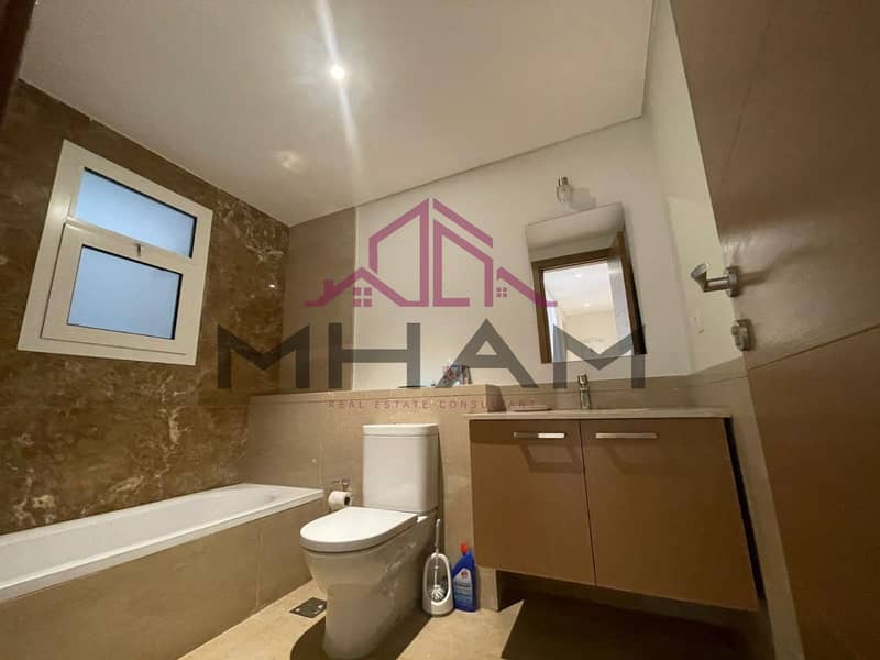 5 photo_5902098046638558195_y. jpg